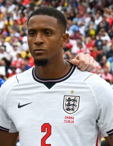 ezri konsa 1783296411