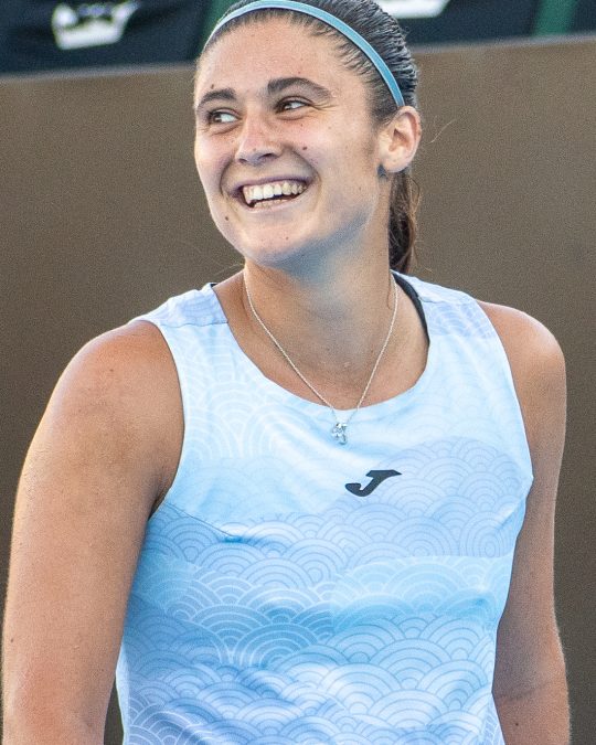 julia riera 1784228804