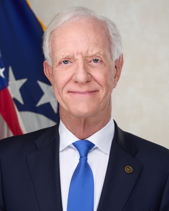 sully sullenberger 1784055999