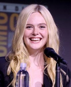 elle fanning 1787292424