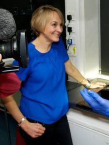 louise minchin 1787346484