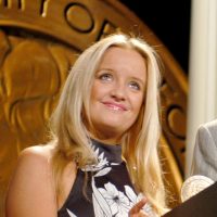 lucy davis 1786468013