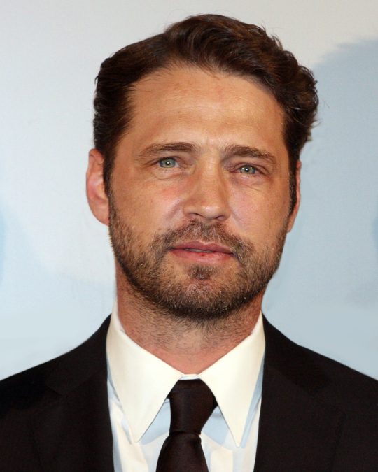 jason priestley 1790783258