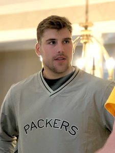 lukas van ness 1789937258