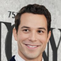 skylar astin 1789814856