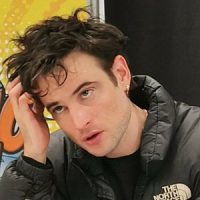 tom sturridge 1789598881