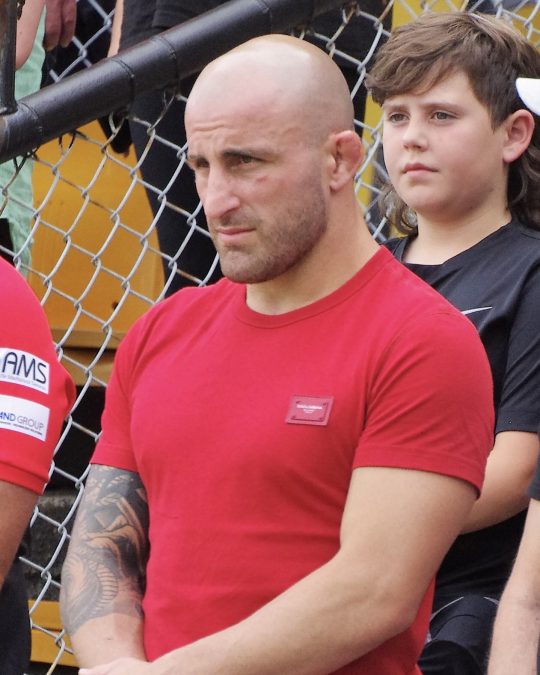 alexander volkanovski 1792835342
