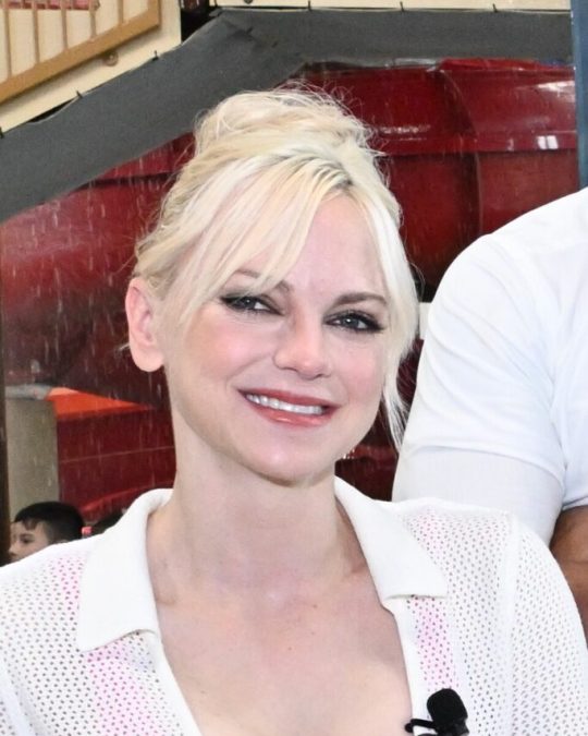 anna faris 1791910115