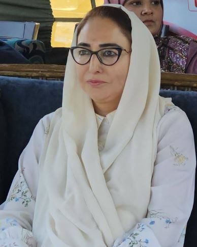 Darakhshan Andrabi 5 darakhshan andrabi