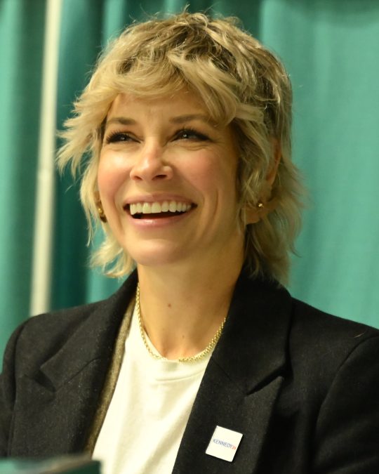 Evangeline Lilly 10 evangeline lilly 1792658898