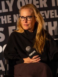 gillian anderson 1791186495