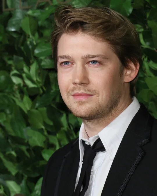Joe Alwyn 8 joe alwyn 1793188097