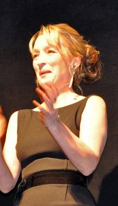 lesley manville 1791064099