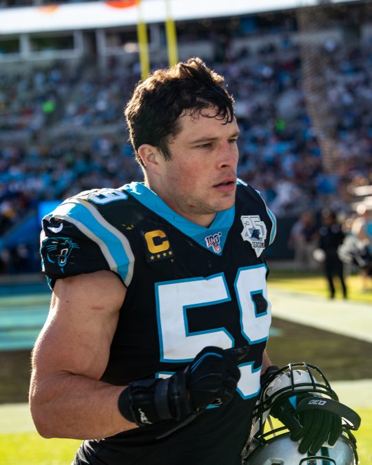 luke kuechly 1792954099