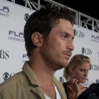 oliver hudson 1790995672