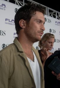 oliver hudson 1790995672