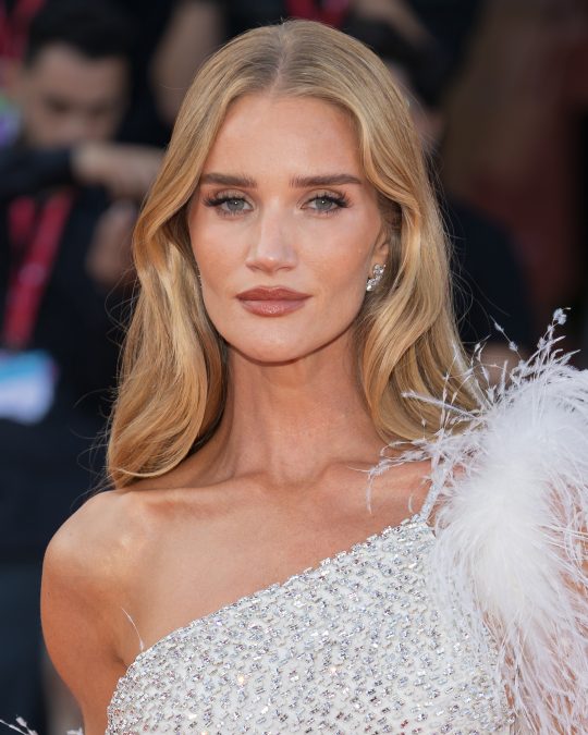 Rosie Huntington-Whiteley 13 rosie huntington whiteley 1792370927