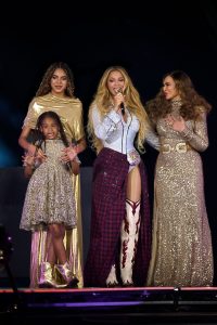 Rumi Carter